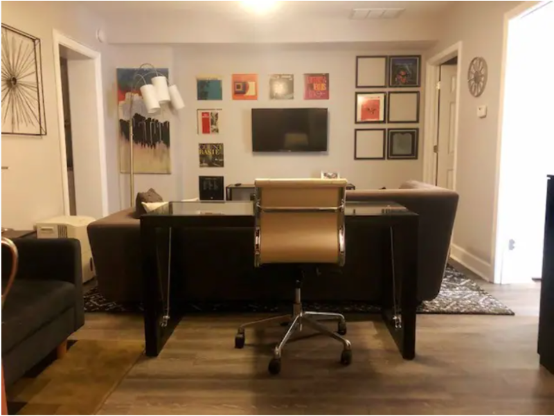 Bright, Newly Renovated Apartment - Private & Separate from Main House - Photo 3