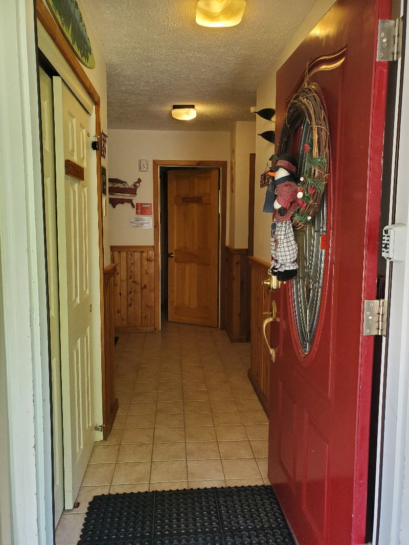 Killington Vermont Studio Apartment- Close to Rutland- All Utilities Included - Photo 10