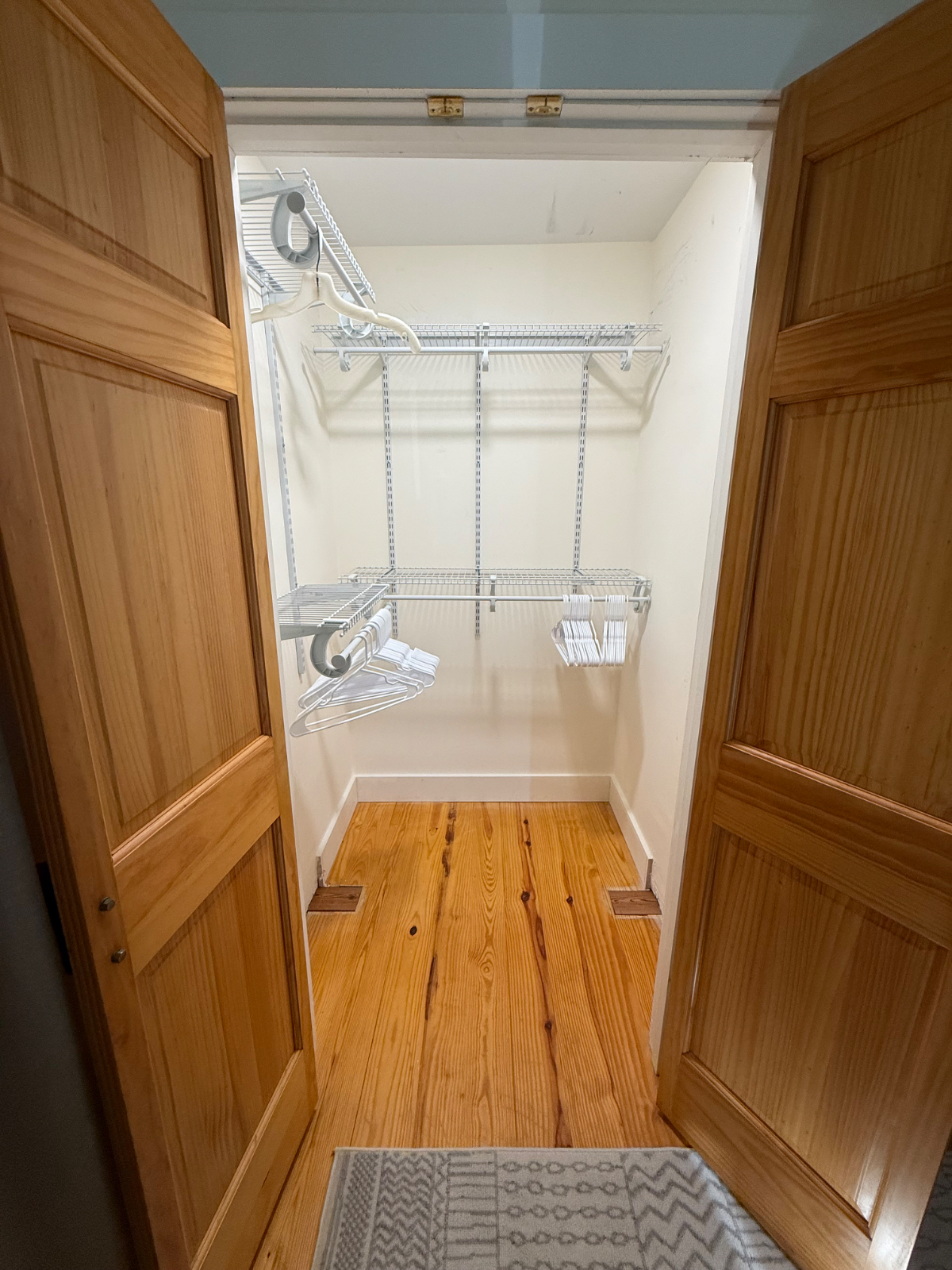 Charming Studio Suite Near UVA - Photo 7