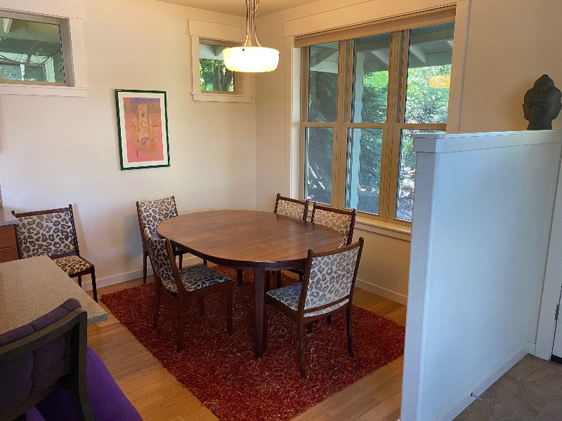 2Bdr House close to everything - Photo 2