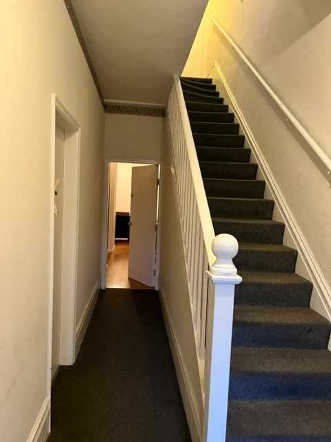 Pet friendly fully furnished studio - Photo 3