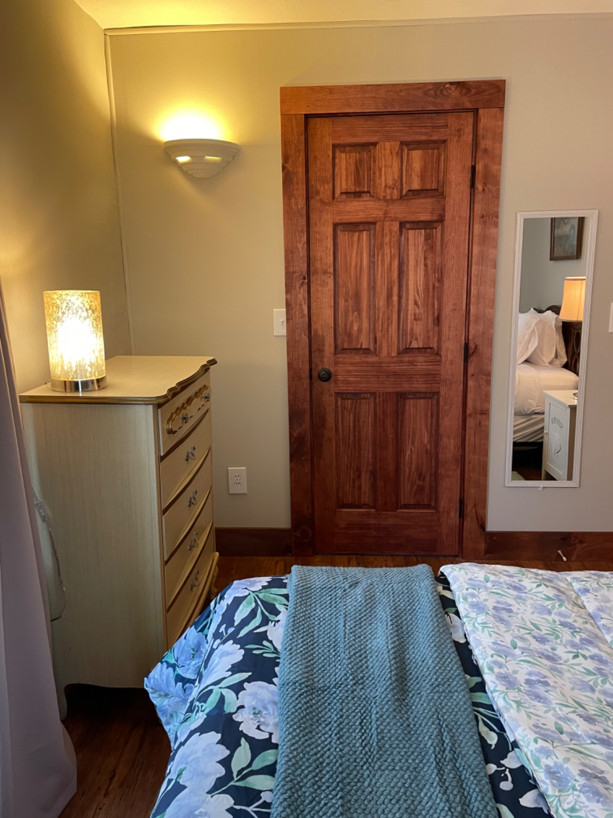 1st Floor - 2 Bedroom - Photo 7