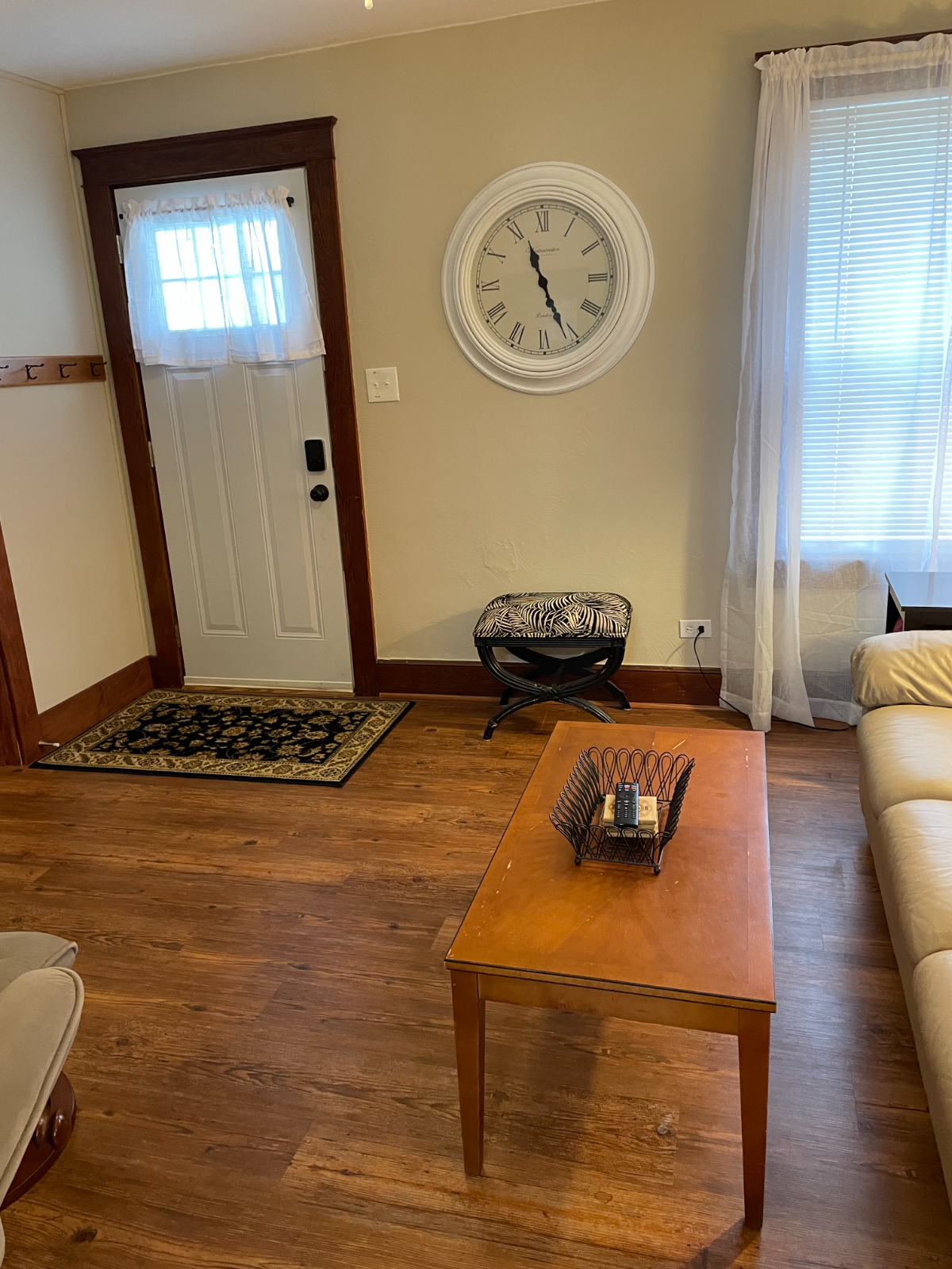 1st Floor - 2 Bedroom - Photo 9
