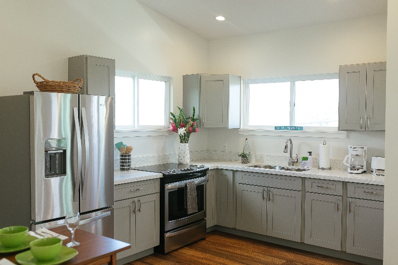 One Bedroom Upstairs Apartment Near Kailua Beach With Car Location 