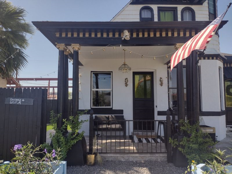 Registered Historical home split into 4 totally separate units Unit A