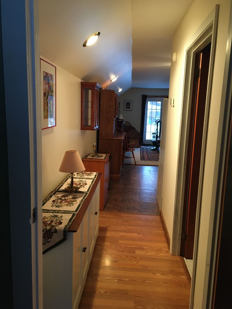 One bedroom upstairs apartment in beautiful country setting on 20 acres - Photo 6