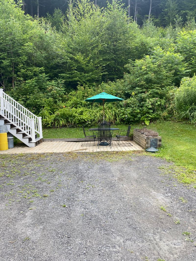 One bedroom upstairs apartment in beautiful country setting on 20 acres - Photo 2