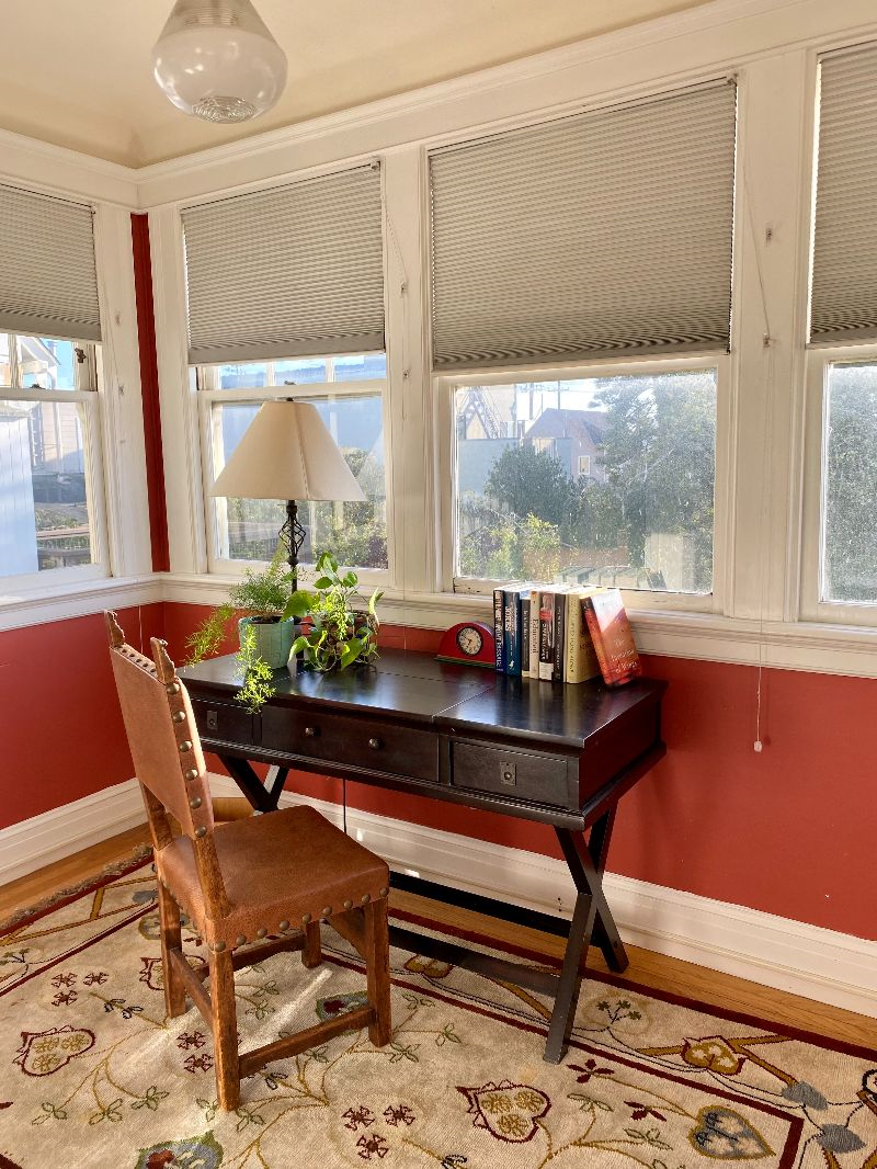 Light-filled Bedroom and Sunroom in SF's Richmond District - Photo 3