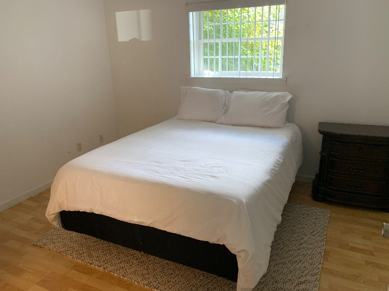 Spacious 2 Bedroom/2Bath Across From Ruby Hospital/Stadium - Photo 6