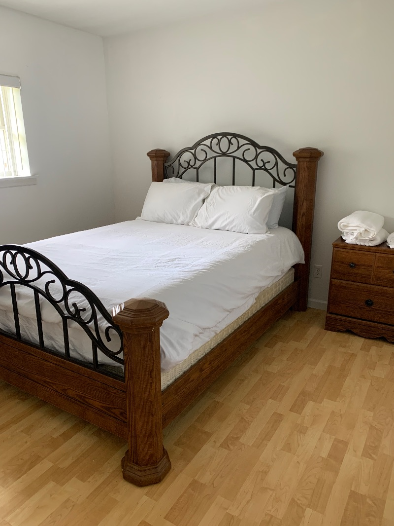 Spacious 2 Bedroom/2Bath Across From Ruby Hospital/Stadium - Photo 9