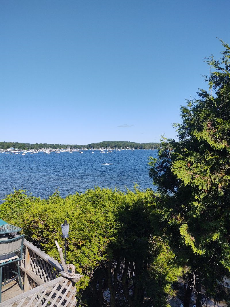 Lakeside Cottage with incredible views - Photo 3