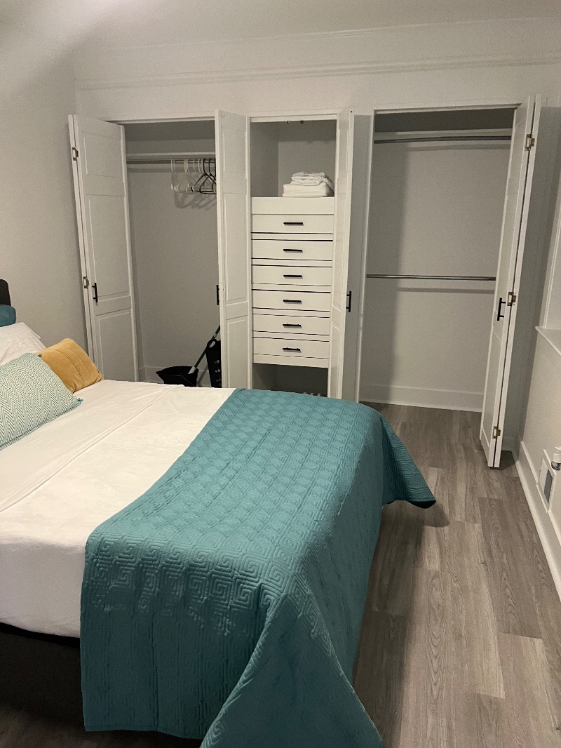 Modern Luxury Apartment with Parking in Heart of Southside - Photo 9