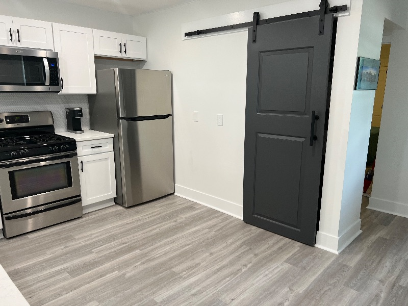 Modern Luxury Apartment with Parking in Heart of Southside - Photo 12