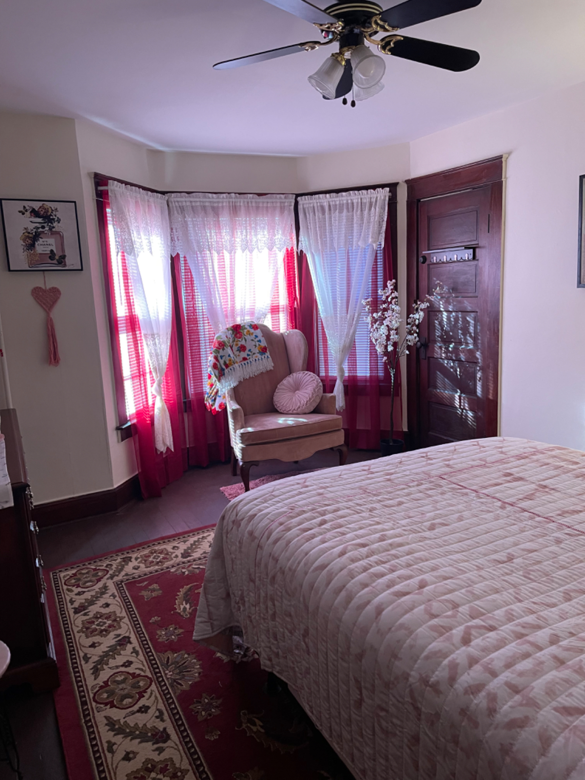 Beautiful One bedroom apartment. Feels like home! - Photo 4