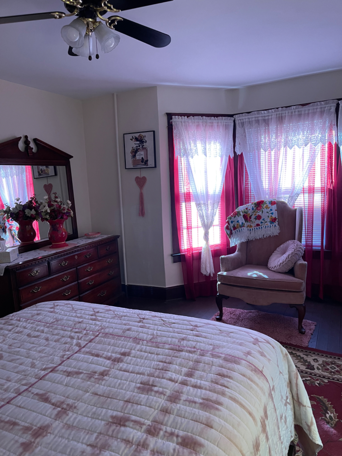 Beautiful One bedroom apartment. Feels like home! - Photo 3