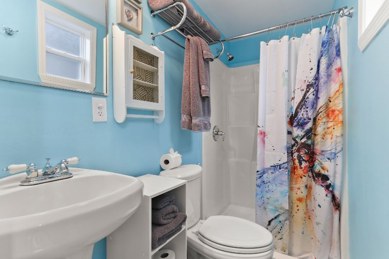 Lovely One Bedroom Steps to Magazine Street - Photo 3