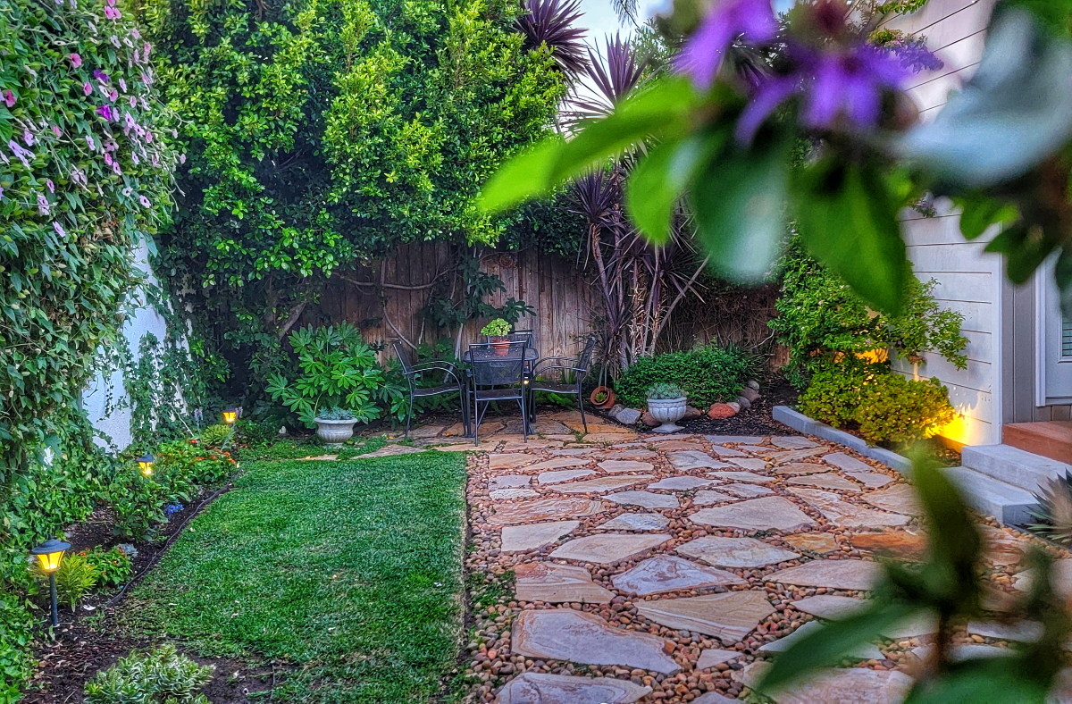 Private Beverlywood Studio Cottage w/Yard Just One Mile from Downtown Culver City - Photo 3