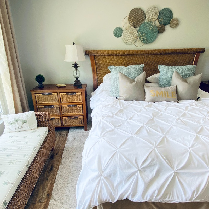 Quiet Neighborhod, Beautiful One Bedroom Apartment - Photo 1