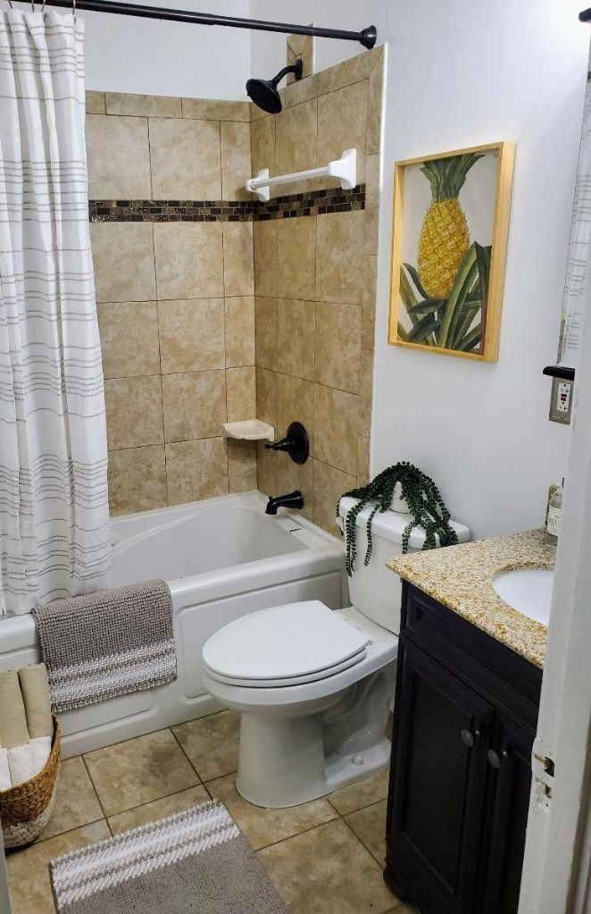 Comfy Stay 1-Bedroom - Photo 11