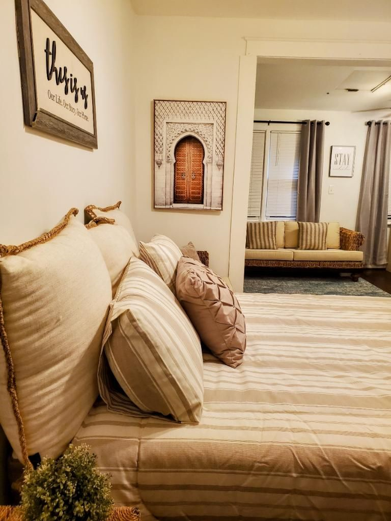 Comfy Stay 1-Bedroom - Photo 8