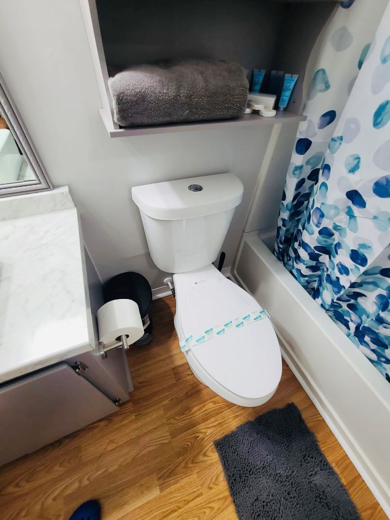 HOME AWAY FROM HOME 2BR 1BATH