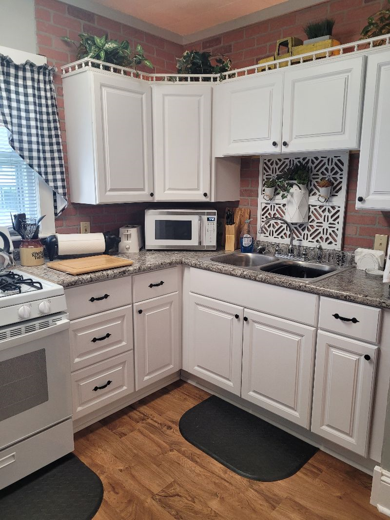 The Cottage at North View professional housing for professional people - Photo 9