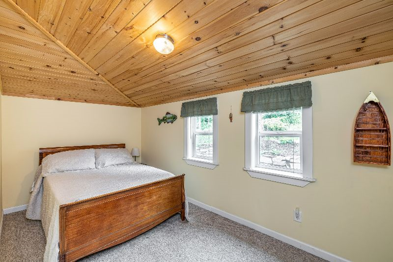 Cozy Loft on Peaceful Property - Photo 9