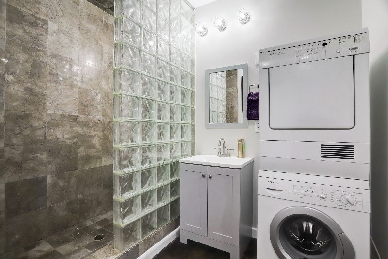 Fantastic Luxury Loft Condo with Direct Metrorail Access , On Property Eateries , Concierge Service  - Photo 9