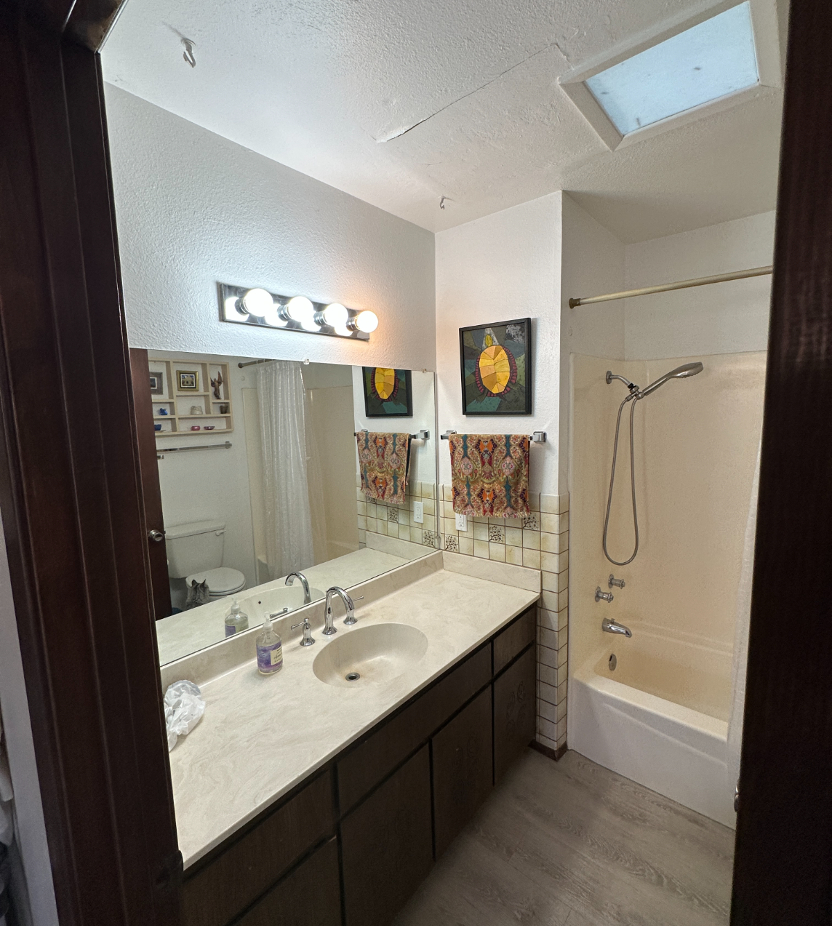 One Bedroom Gem connected to an artists home - Photo 9