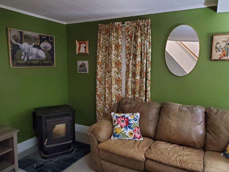 Best in the Bay! Cheerful 3 bedroom home! - Photo 1