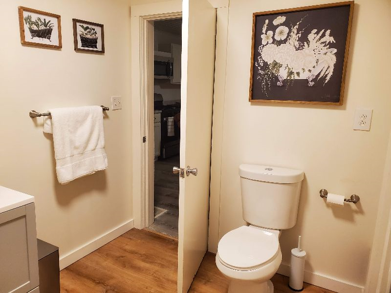 Best in the Bay! Cheerful 3 bedroom home! - Photo 3