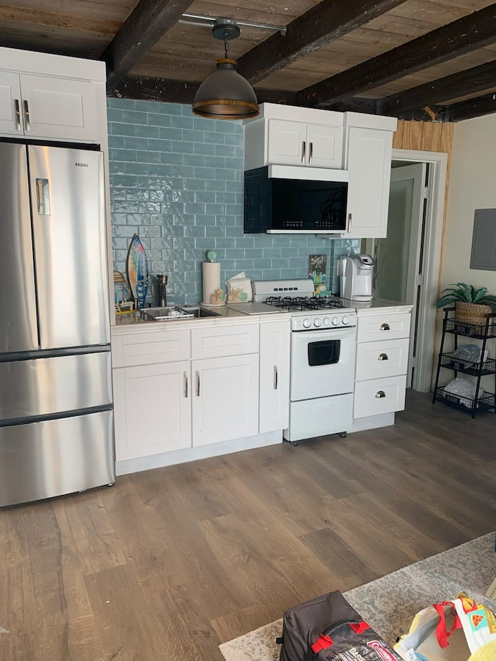 Ventura Beach Cottage - Photo 1
