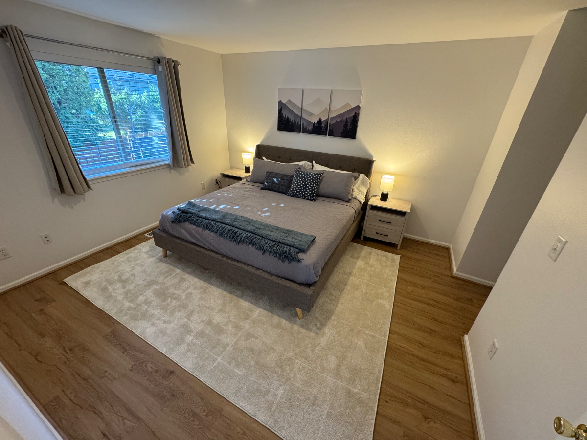 Cozy Updated Duplex, Pet Friendly (unit 1437) - Photo 4