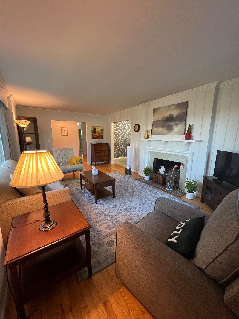 Woodstock House - Photo 5