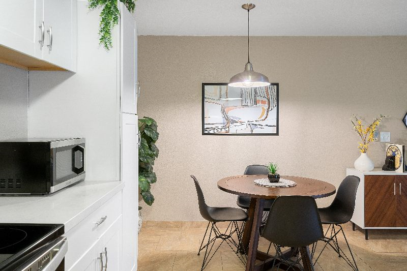 NEW! Updated condo close to hiking and shopping - Photo 4