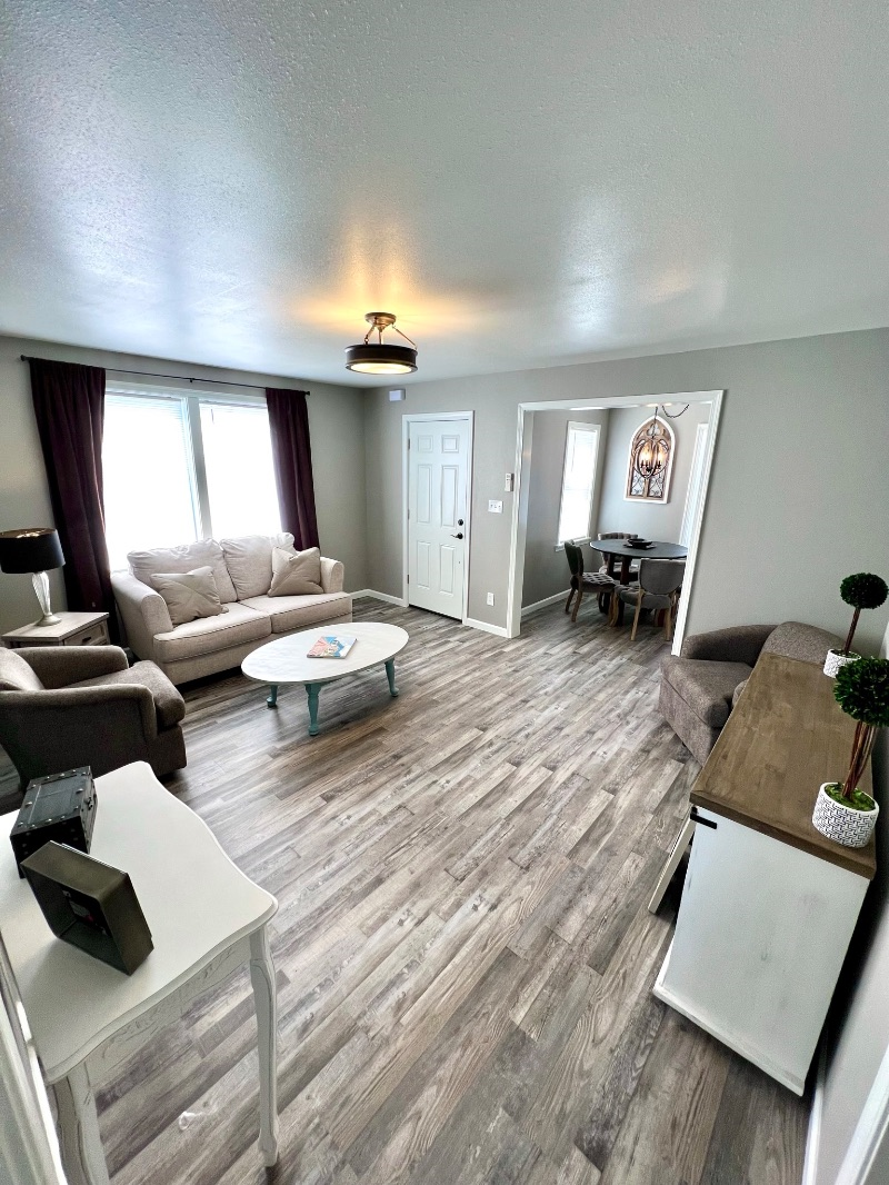 Furnished Home Near Hospital Newly Renovated - Photo 3