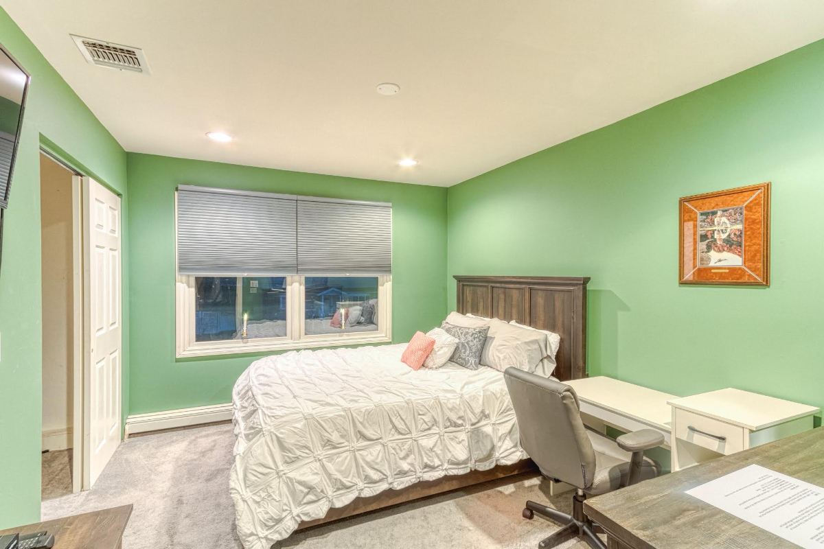 Newly Renovated Bedroom - Photo 3