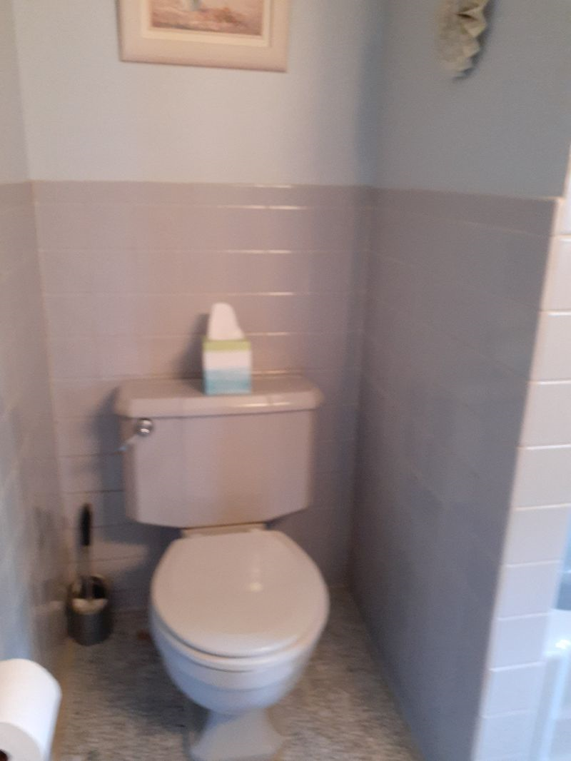 Large, sunny, peaceful private room in private home just a few miles away from Greenwich Hospital (C - Photo 11