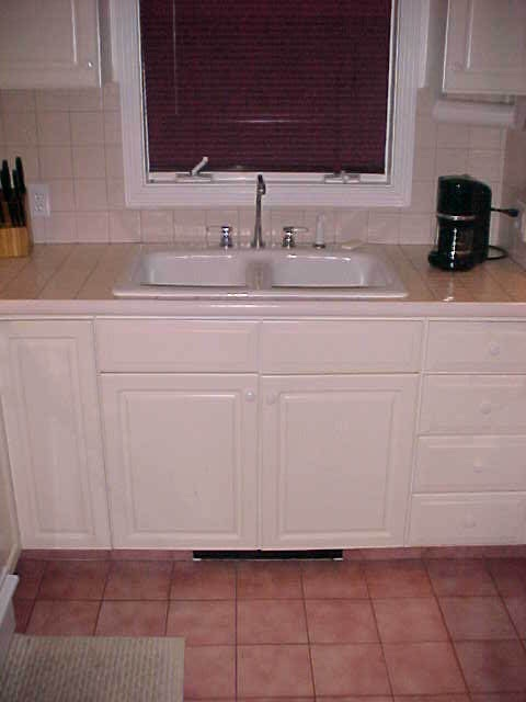 Luxury living near Arnot Ogden, LECOM, Elmira College and Guthrie Hospitals. - Photo 2
