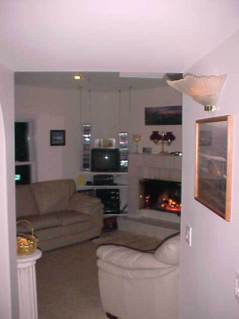 Luxury living near Arnot Ogden, LECOM, Elmira College and Guthrie Hospitals. - Photo 10