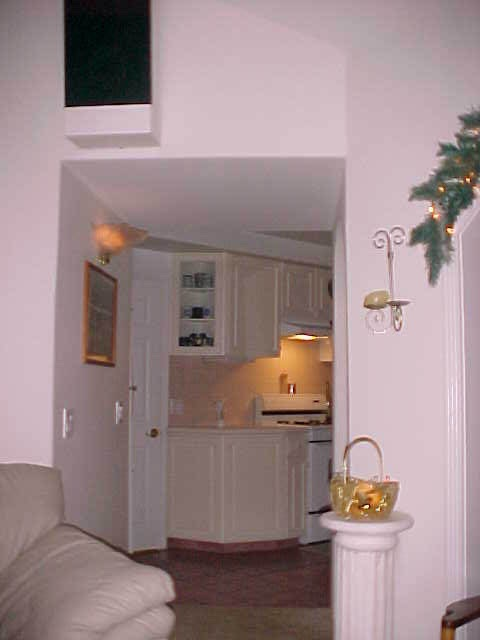 Luxury living near Arnot Ogden, LECOM, Elmira College and Guthrie Hospitals. - Photo 11