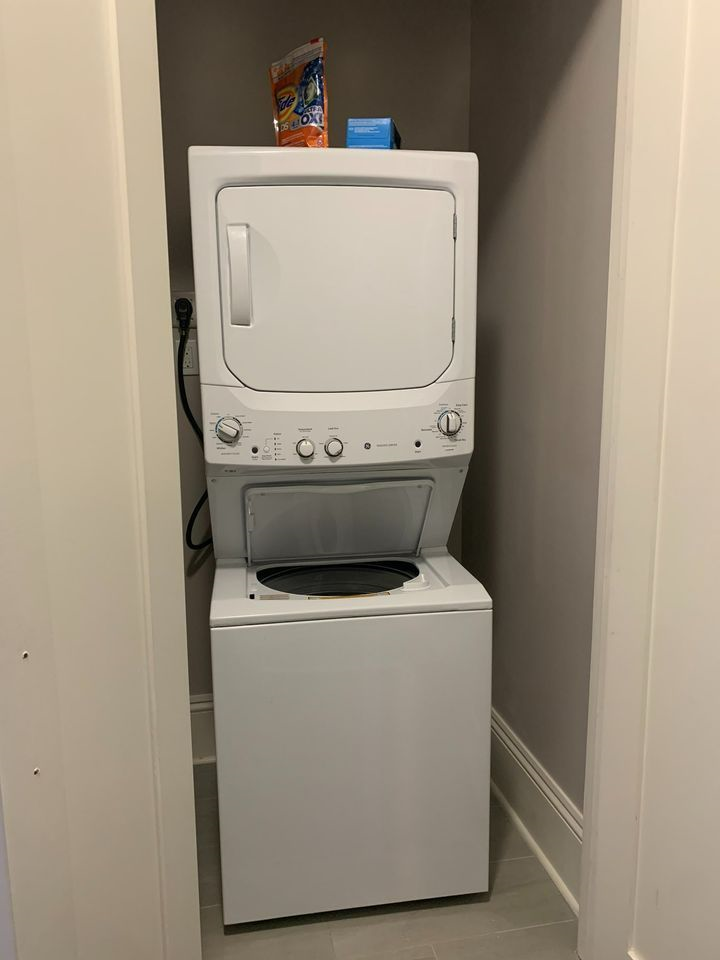 1 Br Apt Steps to Magazine in the LGD - Photo 7