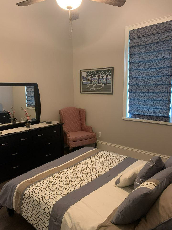 1 Br Apt Steps to Magazine in the LGD - Photo 9