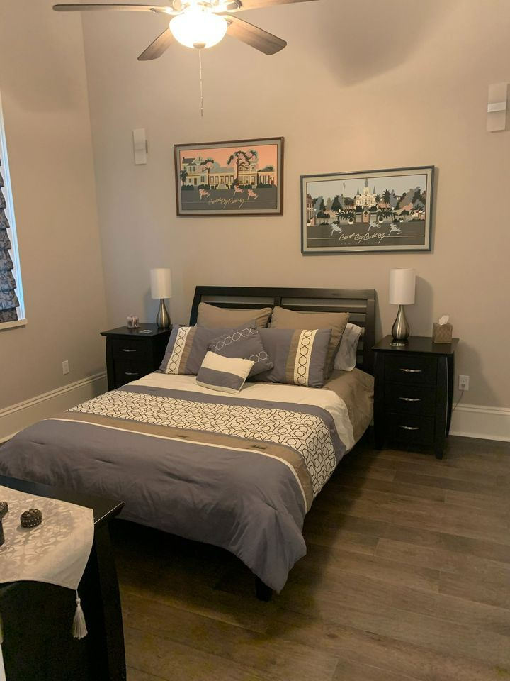 1 Br Apt Steps to Magazine in the LGD - Photo 8