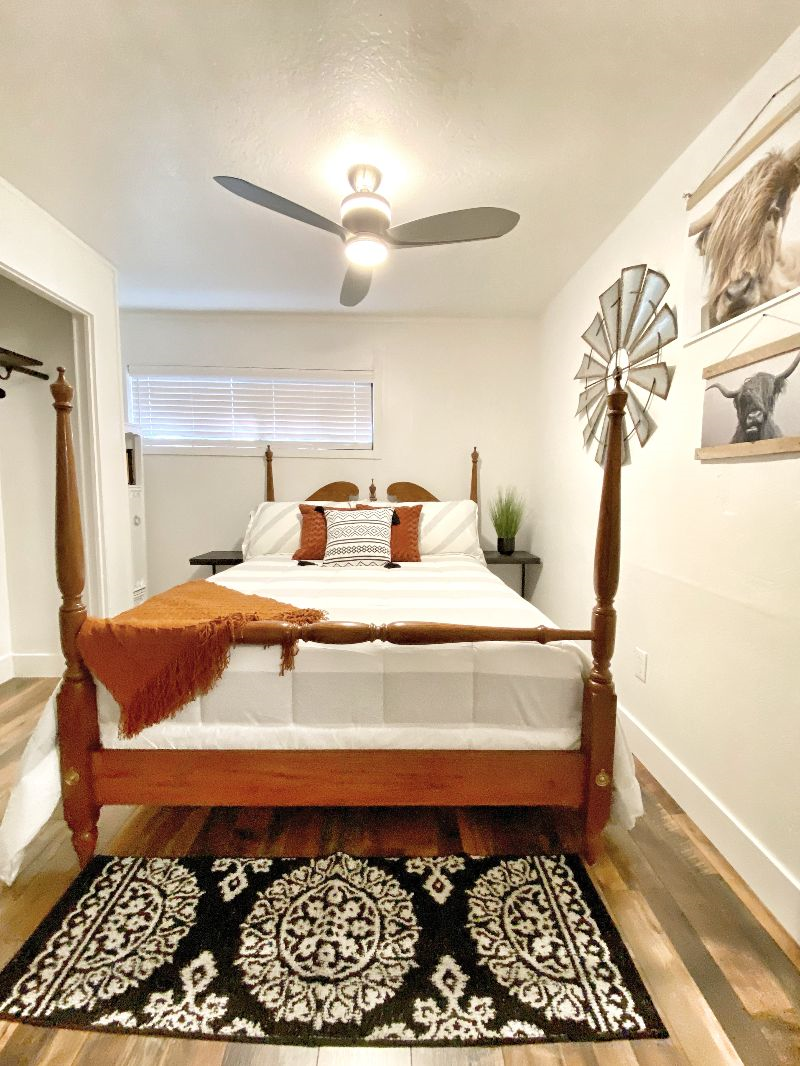 One bedroom, fully furnished-Yaeger E