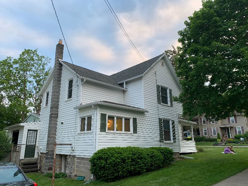 Spacious 3 bedroom in heart of Canandaigua - Photo 3