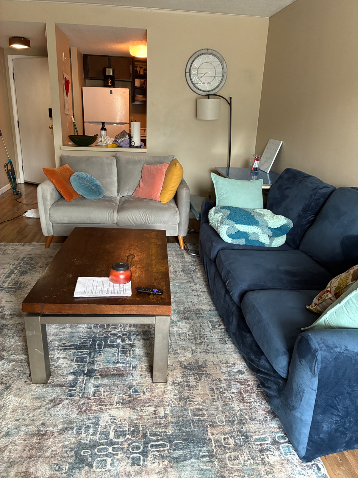 Secure furnished cozy 1 bedroom apartment - Photo 1
