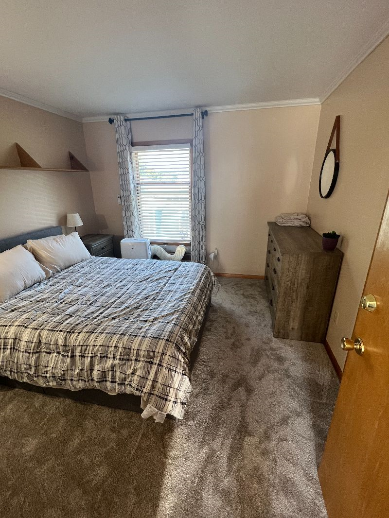 2 bedroom 5 mins from downtown and CVPH - Photo 9