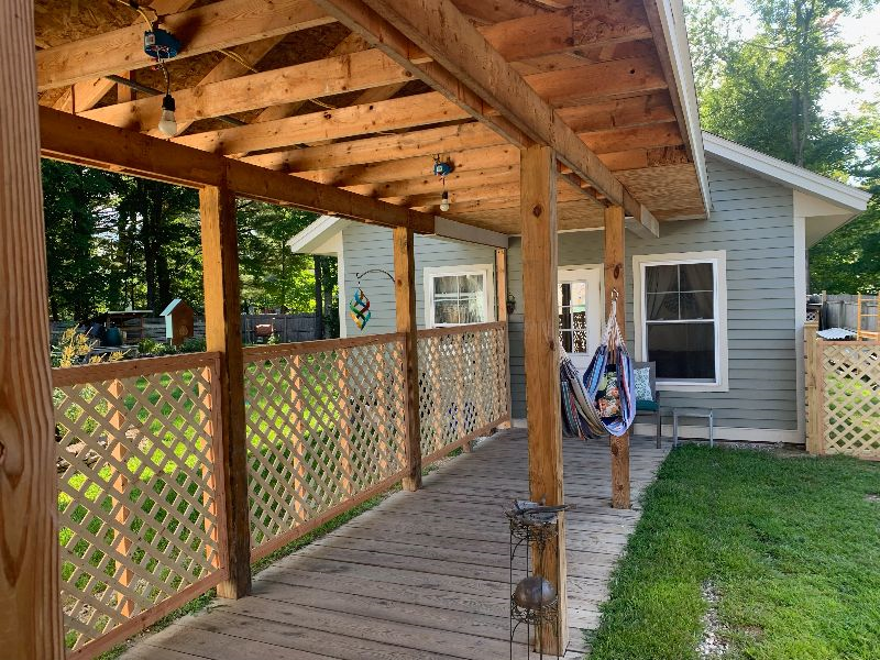 Entire Tiny House in quiet, safe neighborhood. Close to everything. On the busline. - Photo 2
