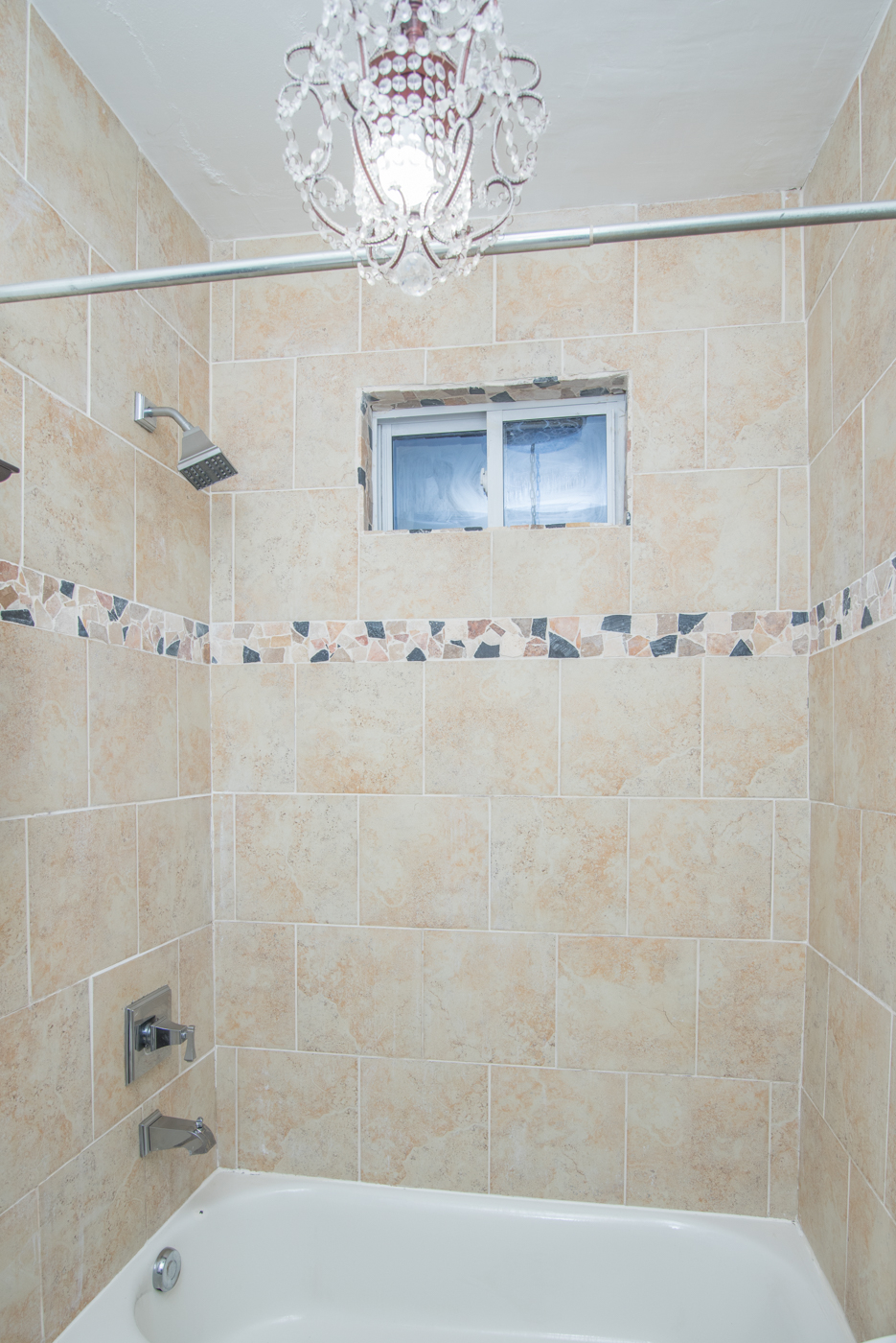2BR FOR 1BR PRICE. NOT A BASEMENT. 1000SF NW DC. - Photo 10